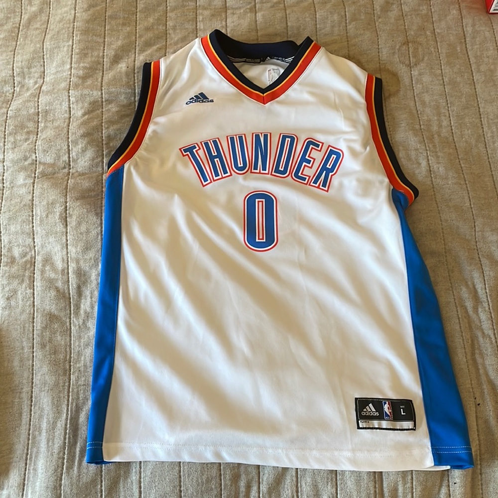 Russell Westbrook thunder jersey